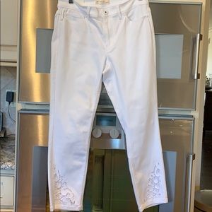 Cropped White Embroidered Jeans
